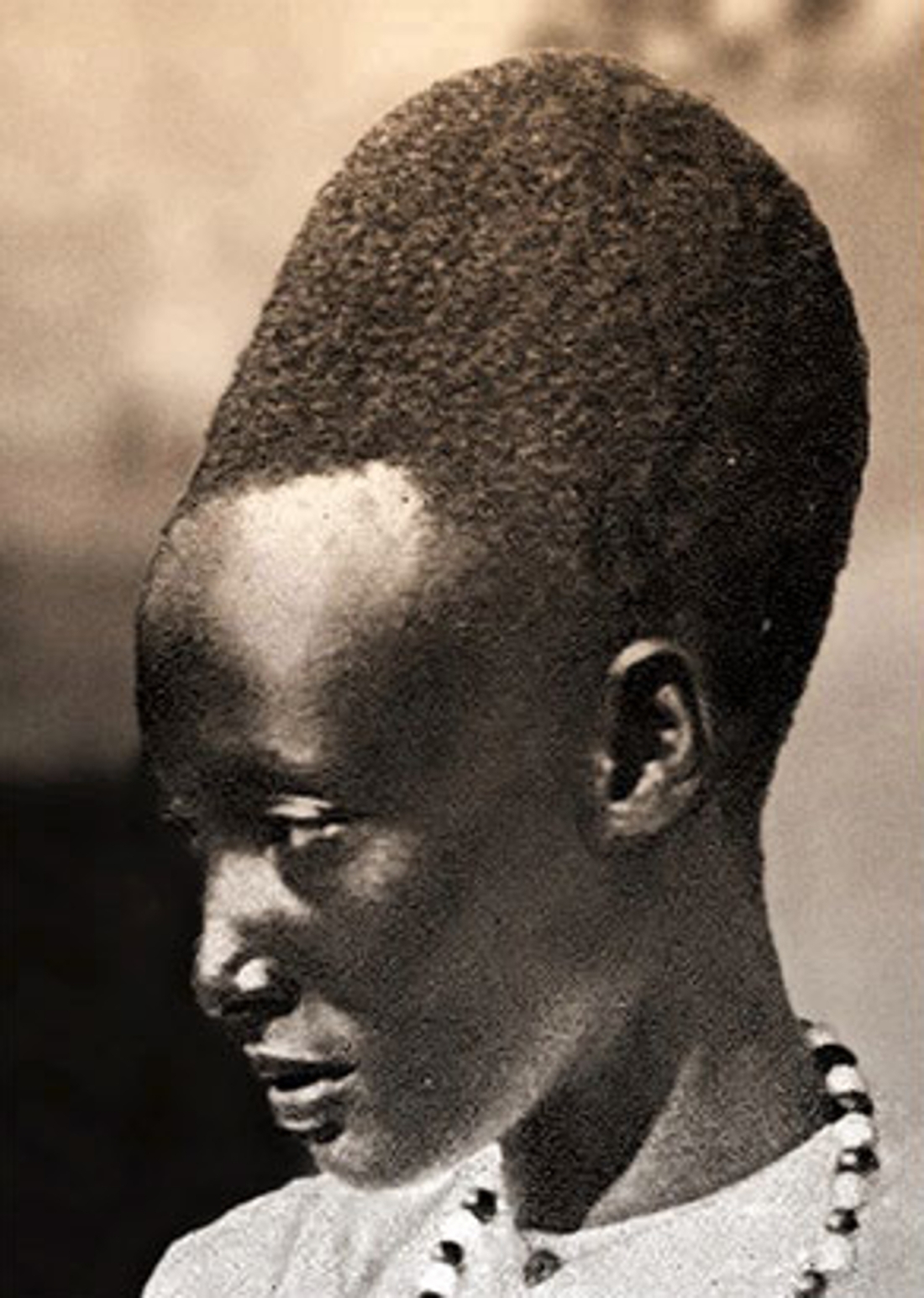 Tutsi woman-amasunzu-Bantu