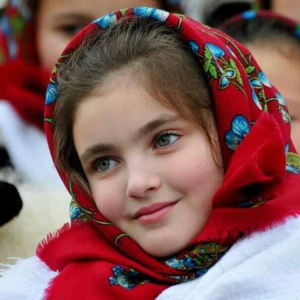 A Corsican girl (Romance). After Sardinians, the Anatolian Neolithic genome component reaches its next highest frequencies among Corsicans.