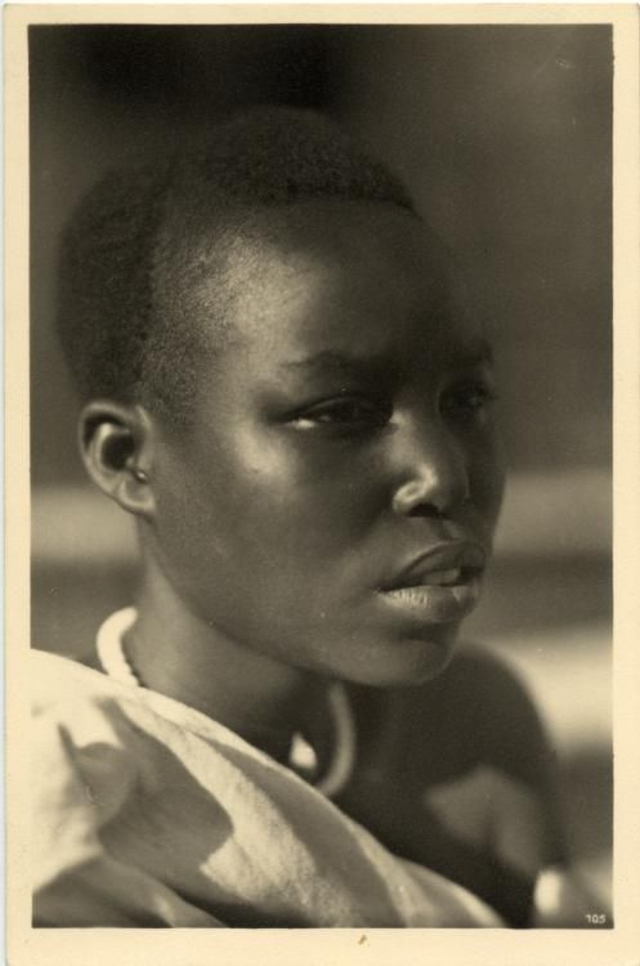 tutsi-woman-bantu-67a