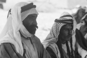 Jordanian Arab bedouin men (Semitic). Notice the close physical and sartorial resemblance to the ancient Canaanite figure.